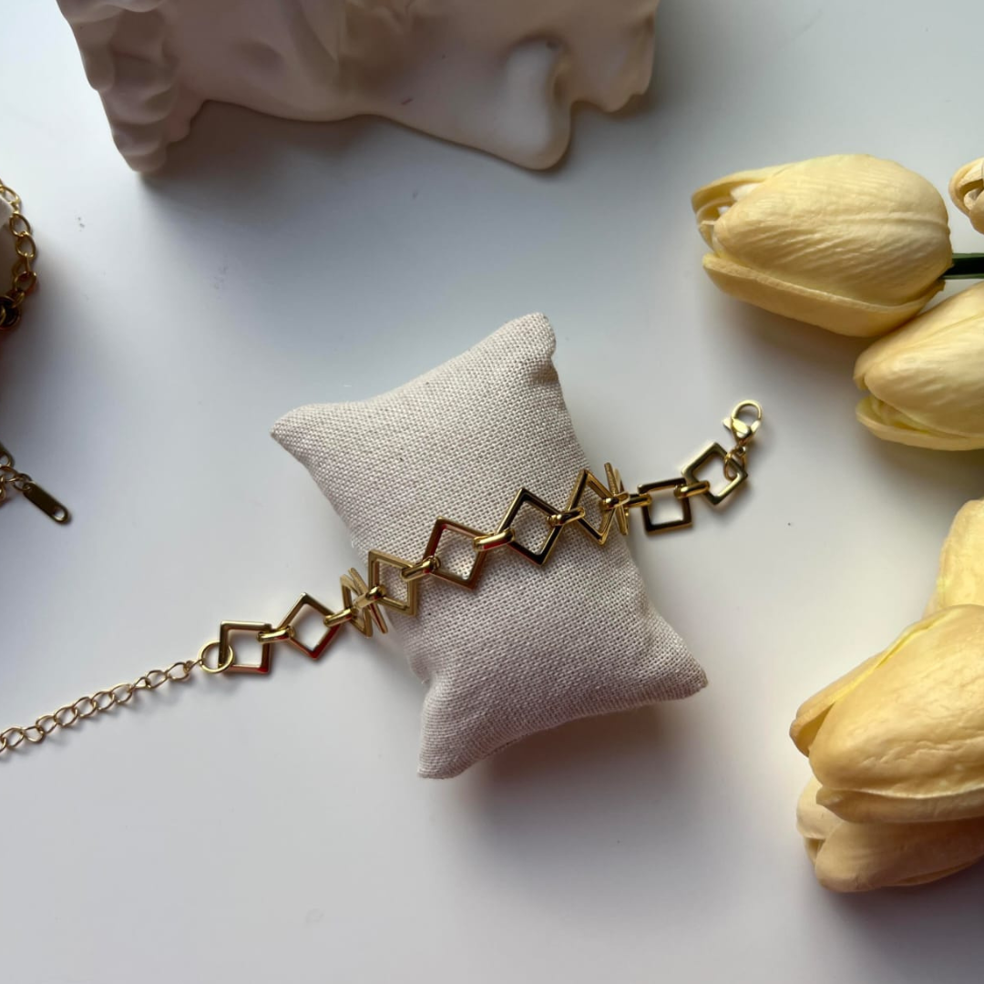 Stainless Steel Minimalist Rhombus Bracelet
