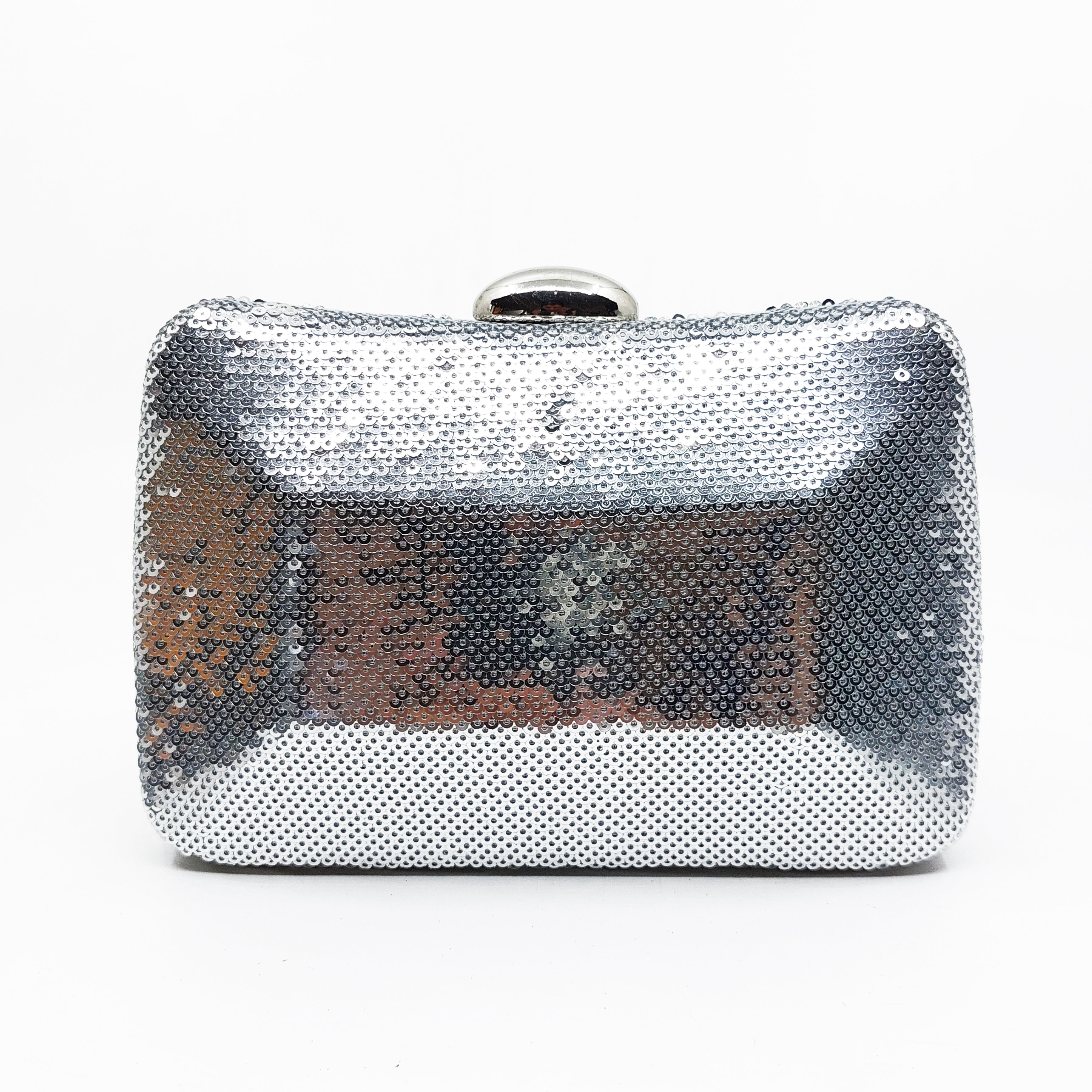 Sequins She Clutches