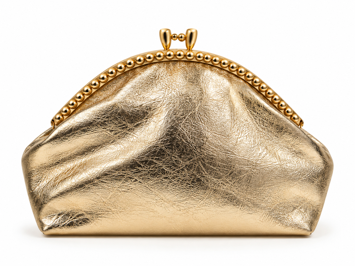 The Noelle clutch