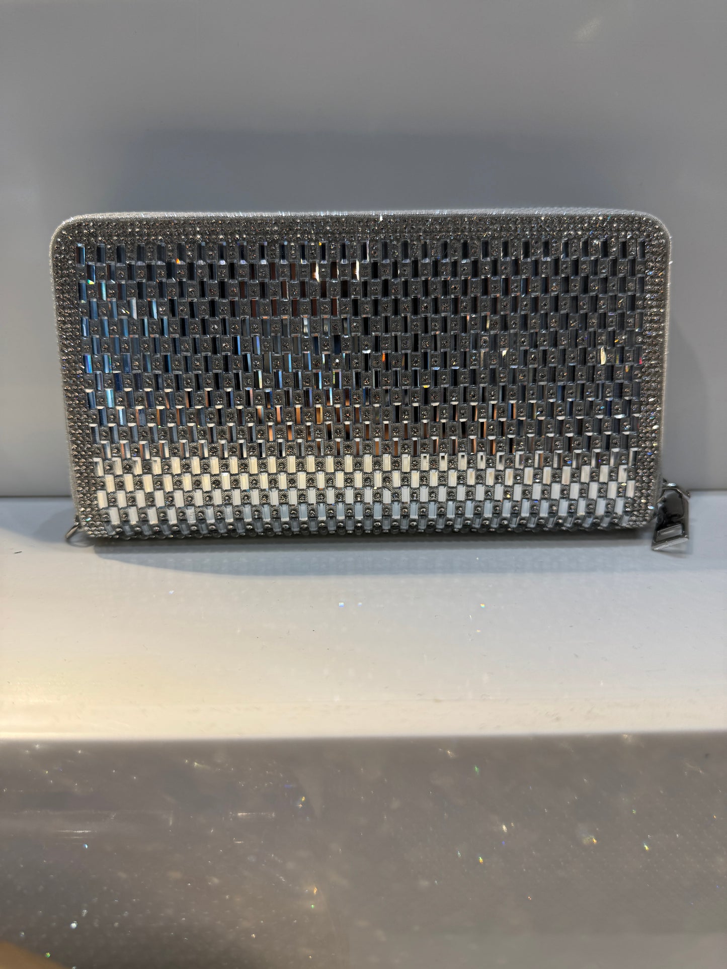 Wallet on chain large